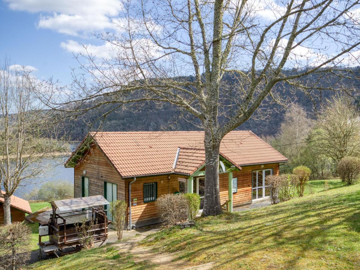 Vacanceole - Les Chalets De La Chazotte Saint-Jacques-dʼAmbur Eksteriør billede
