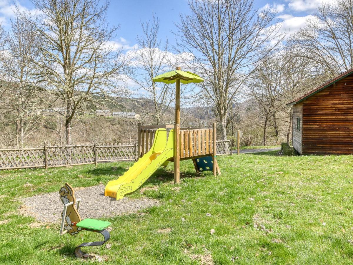Vacanceole - Les Chalets De La Chazotte Saint-Jacques-dʼAmbur Eksteriør billede